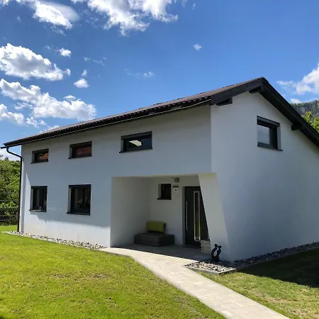 Feriehus Myurlaubat Finkenstein am Faaker See